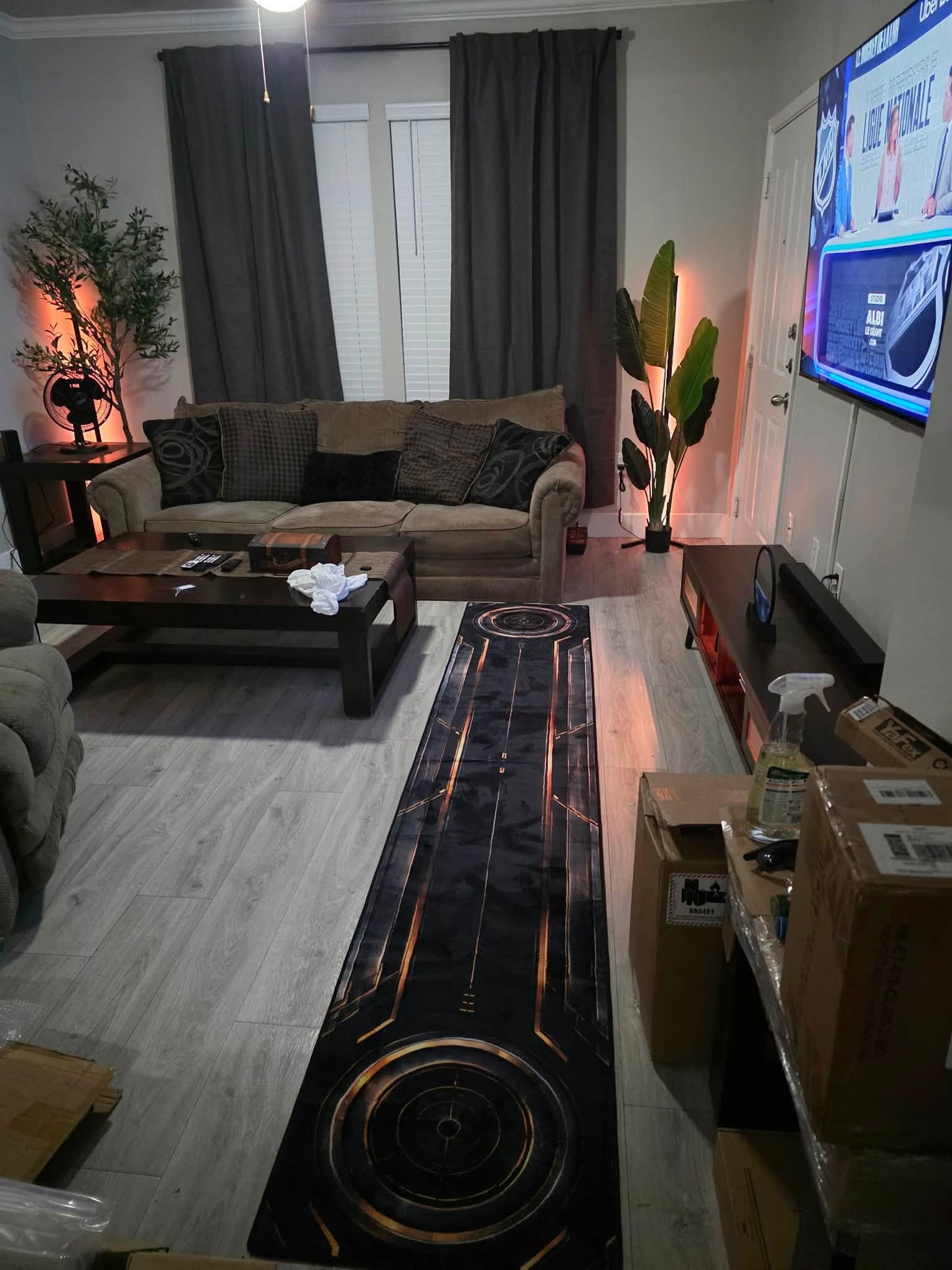 The Oryan Runner — Luxury Putting Rug