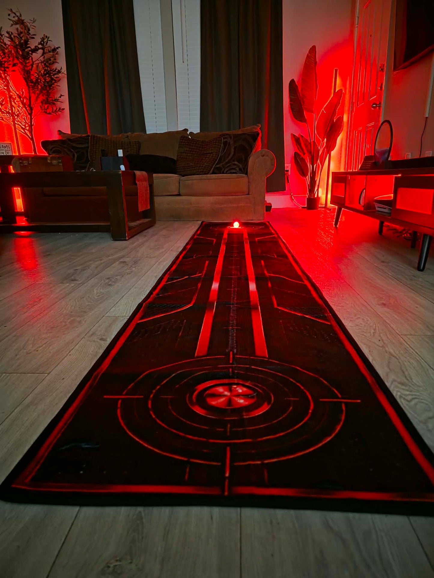 Bearcat Runner | Designer Putting Rug | Oryan Golf