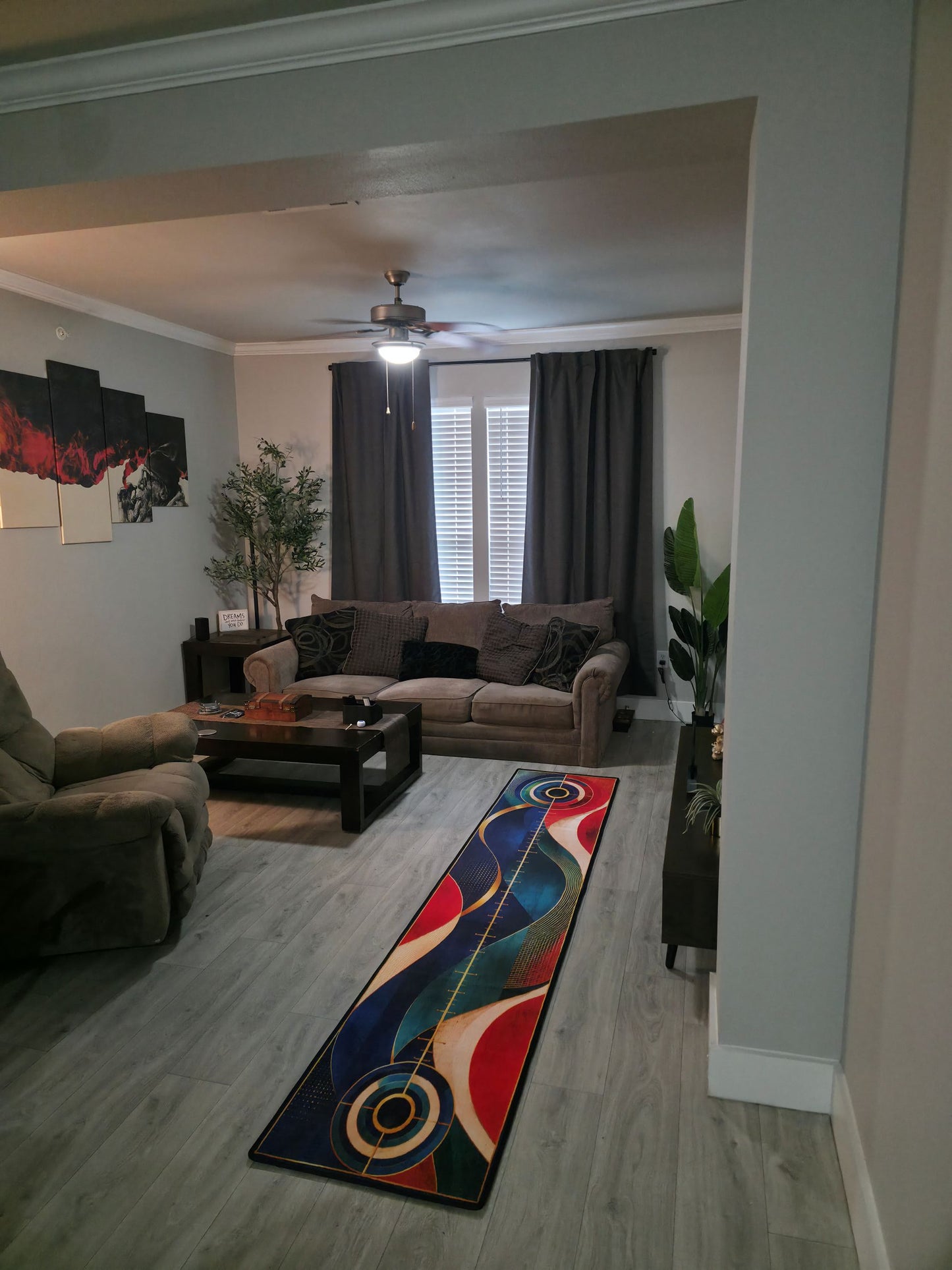 Meridian Runner | Designer Putting Rug | Oryan Golf