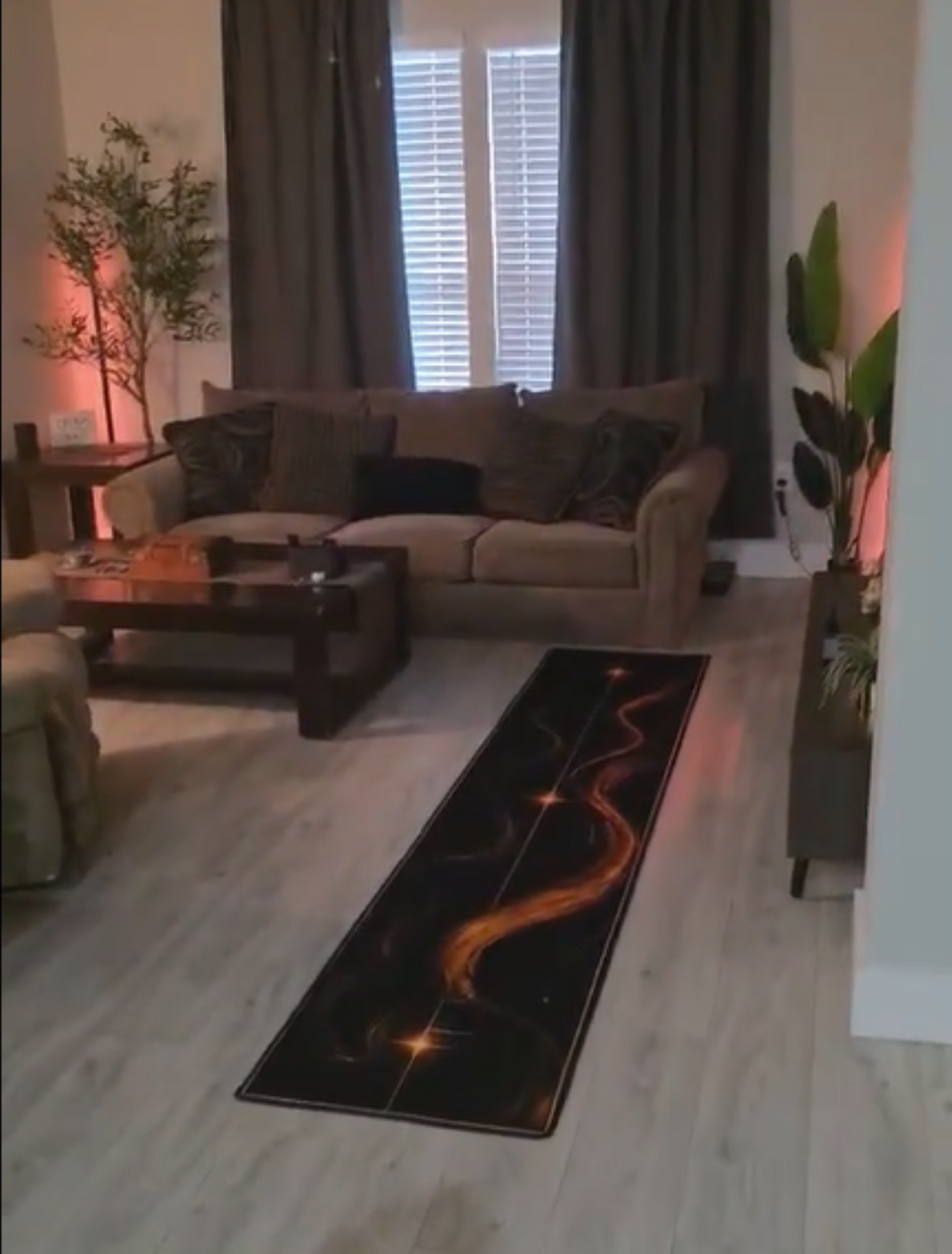 Oryan's Belt Runner | Designer Putting Rug | Oryan Golf